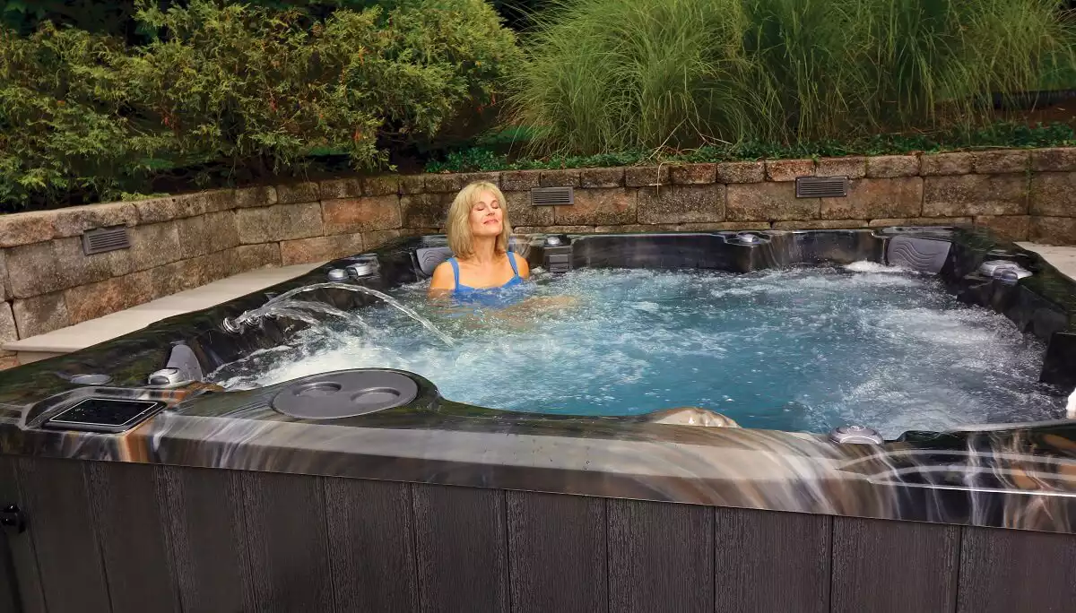 Relaxing in Midnight Canyon Spa