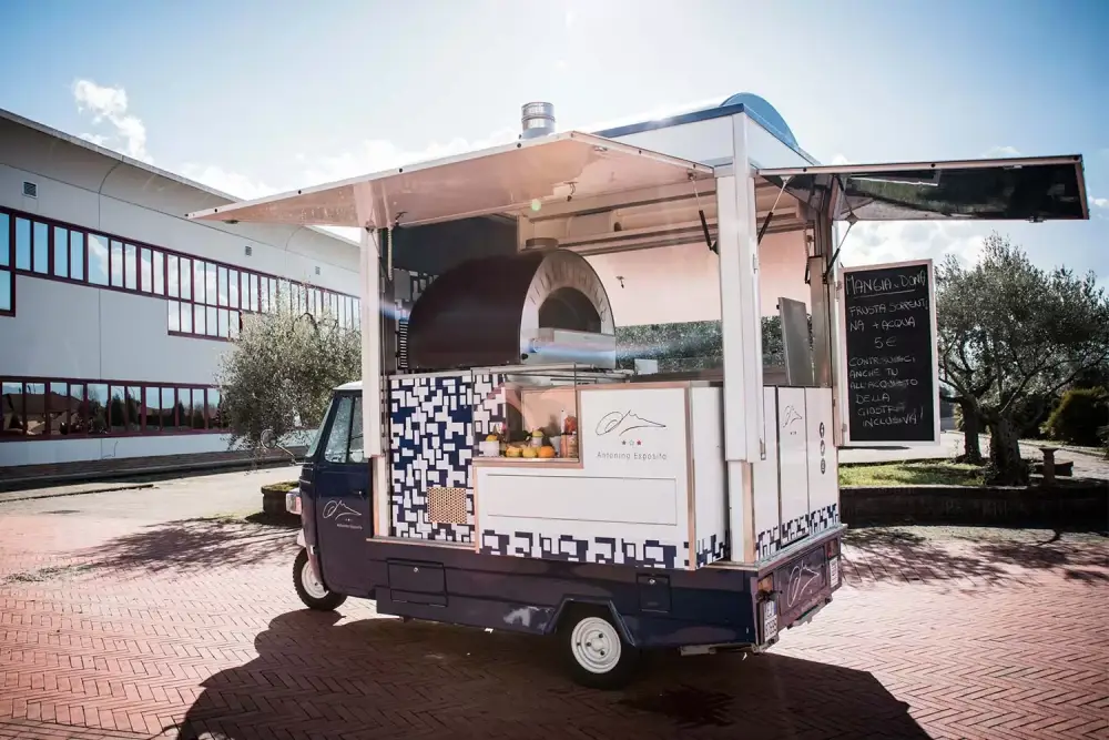 food-truck pizza oven