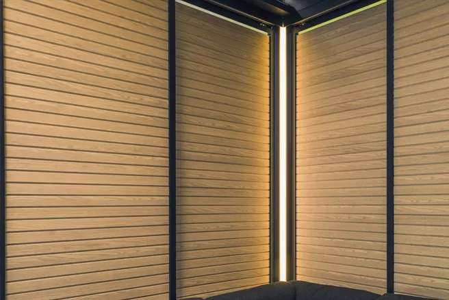 Led integrated into the column