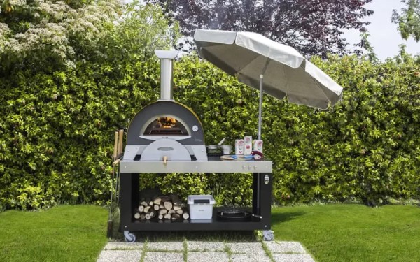 Alfa Forni outdoor pizza oven