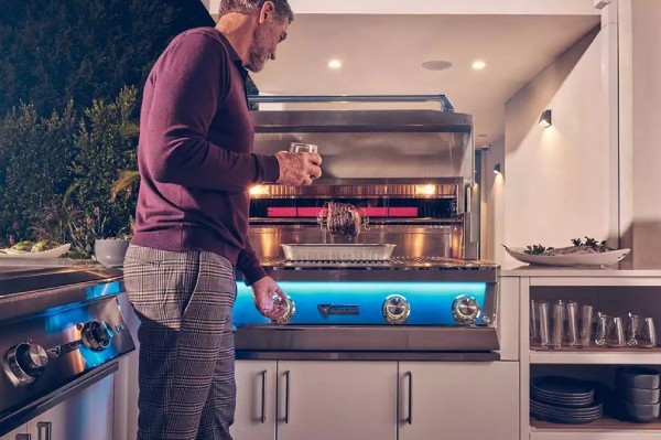 bbq grill in outdoor kitchen - outdoor kitchen essentials